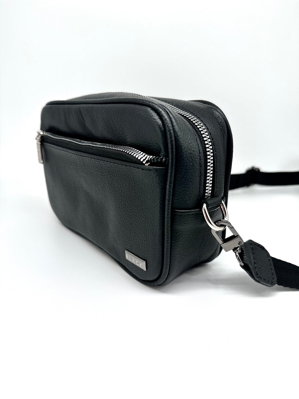 NECESER BLACK